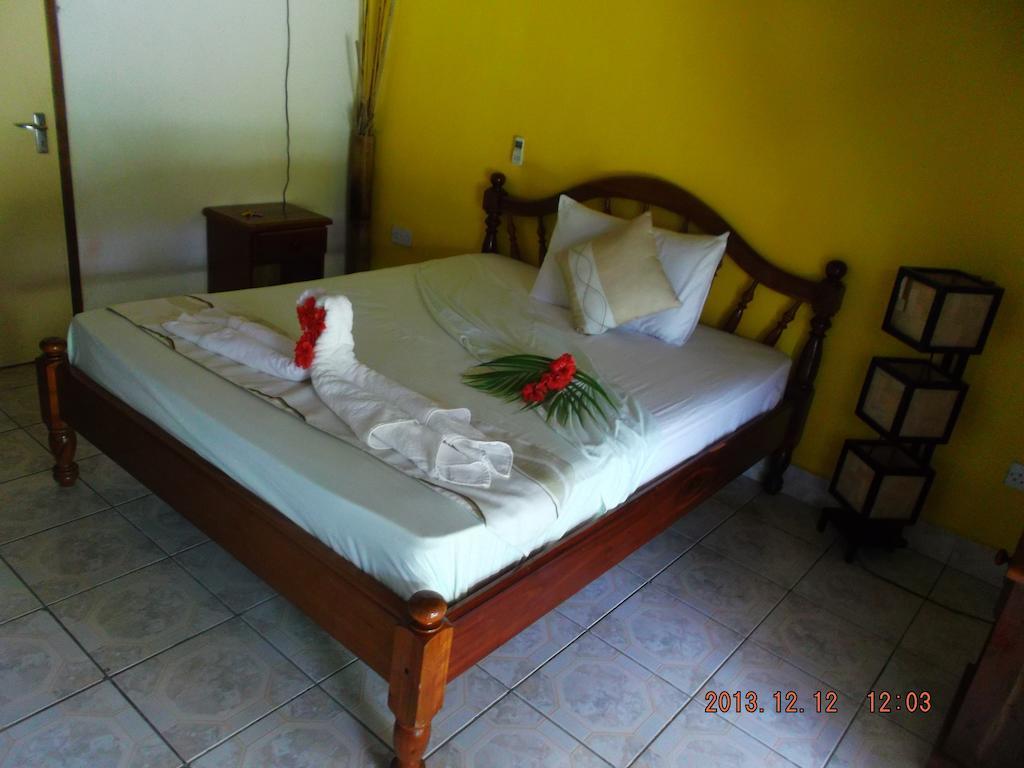 Belle Amie Self Catering La Digue Exterior foto